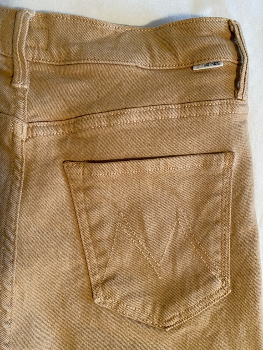 MOTHER High Waisted Weekender Skimp
in Second Chance (Sand Wash) Size 27 - Picture 9 of 16